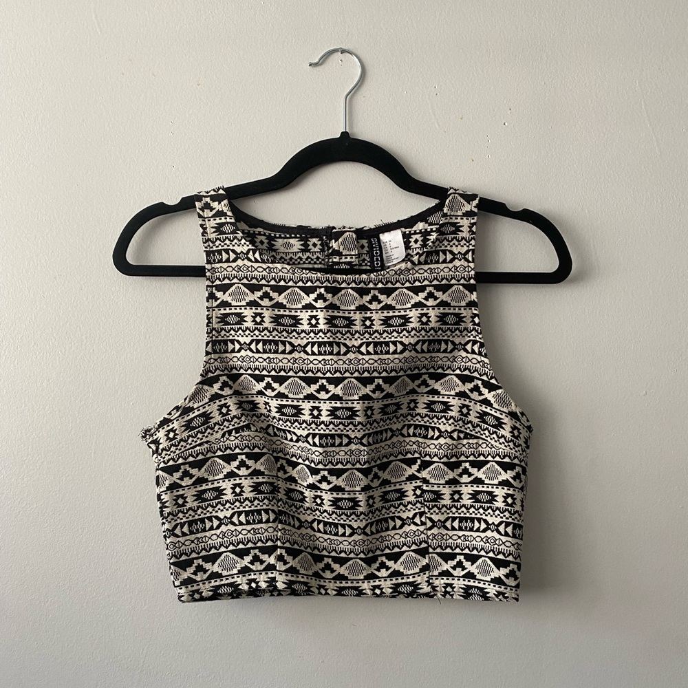Fitted crop top